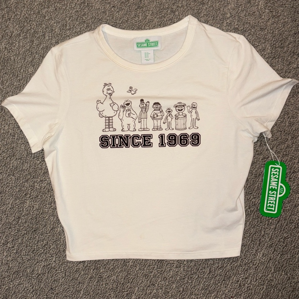 NWT Sesame Street Characters T-Shirt